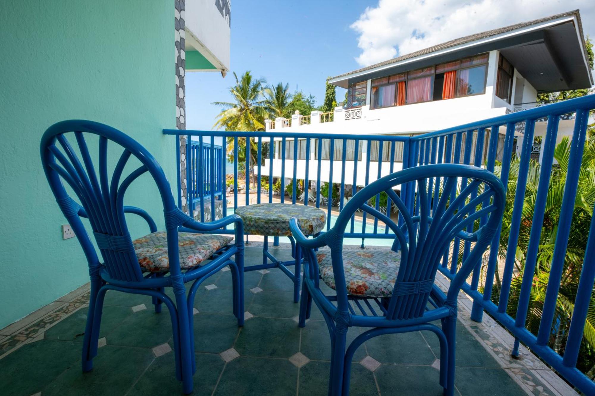Beachcomber Hotel And Resort Dar es Salaam Exterior photo