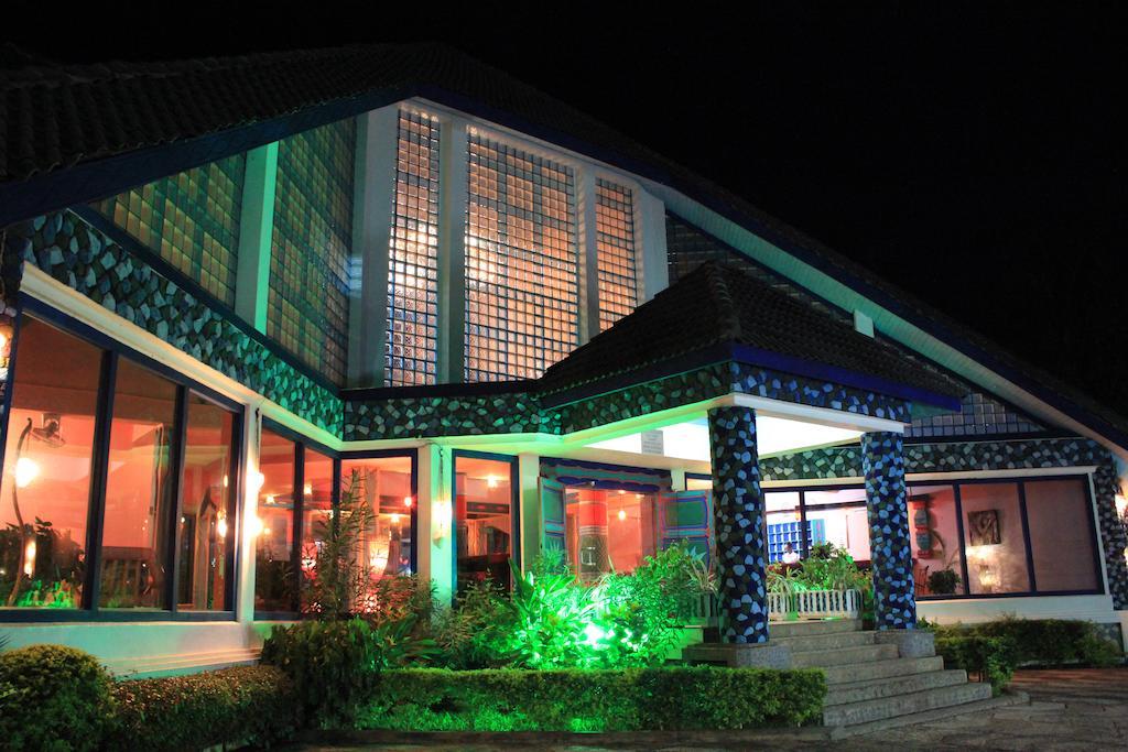 Beachcomber Hotel And Resort Dar es Salaam Exterior photo